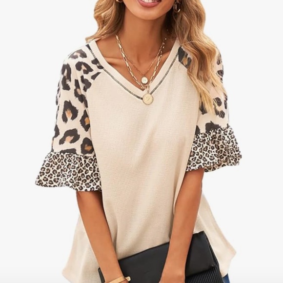 MyKrazyTees
Women V Neck Leopard Raglan - Picture 2 of 10